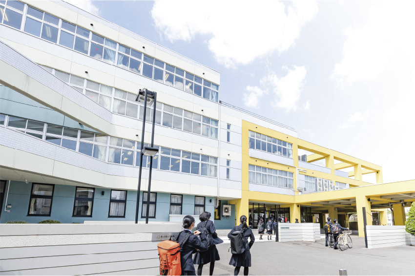 校舎・登校風景